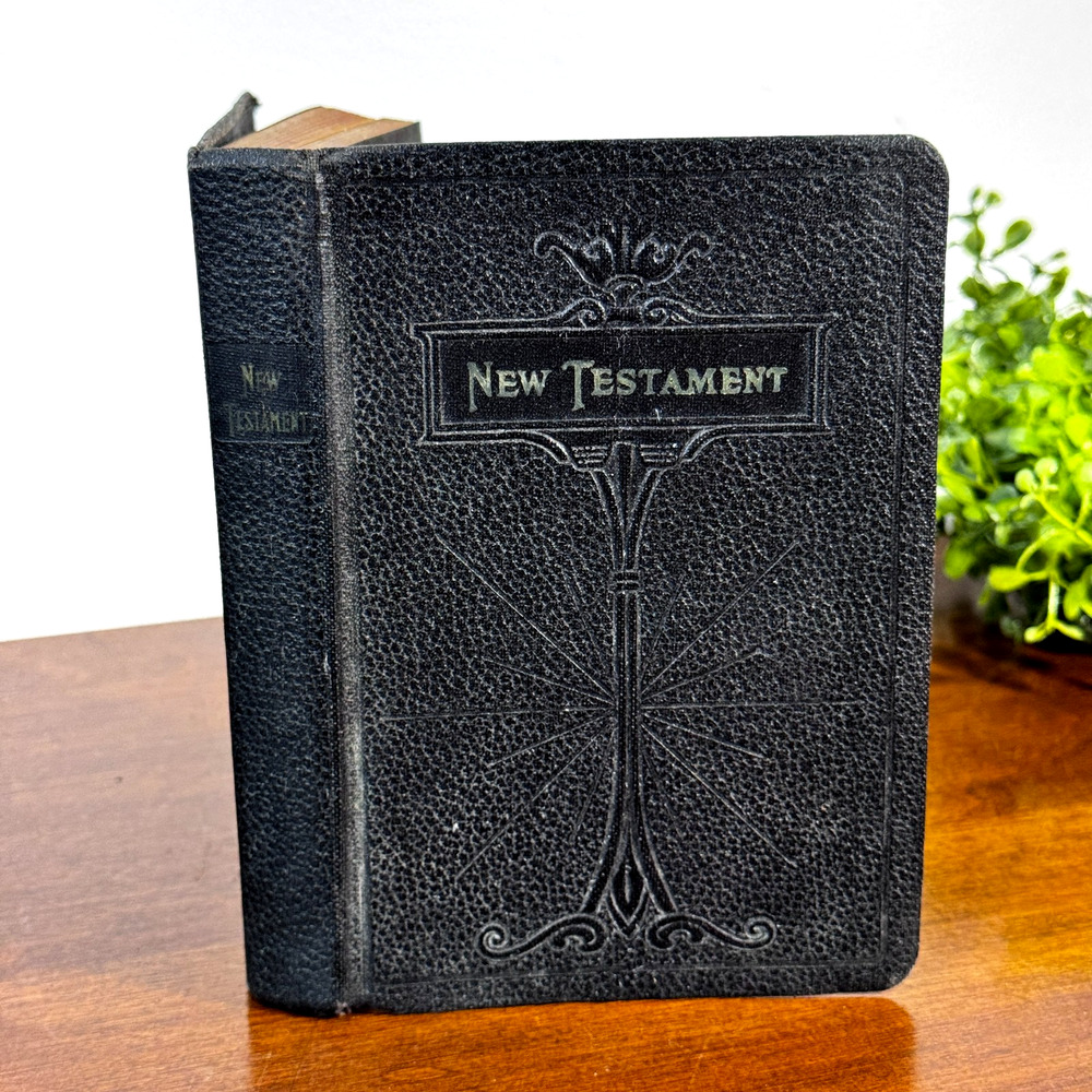 Vintage 1930s Pocket New Testament World Syndicate Publishing Co.
